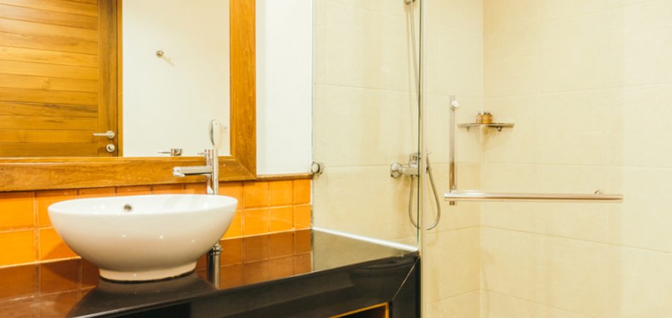 frameless shower doors in Bee Cave